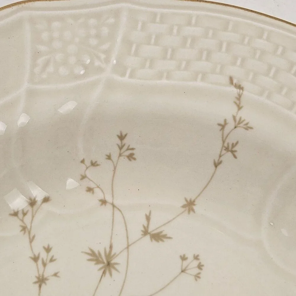Mikasa Margaux Large Rim Soup Bowl Floral Embossed Basketweave Vintage Japan - Picture 5 of 10